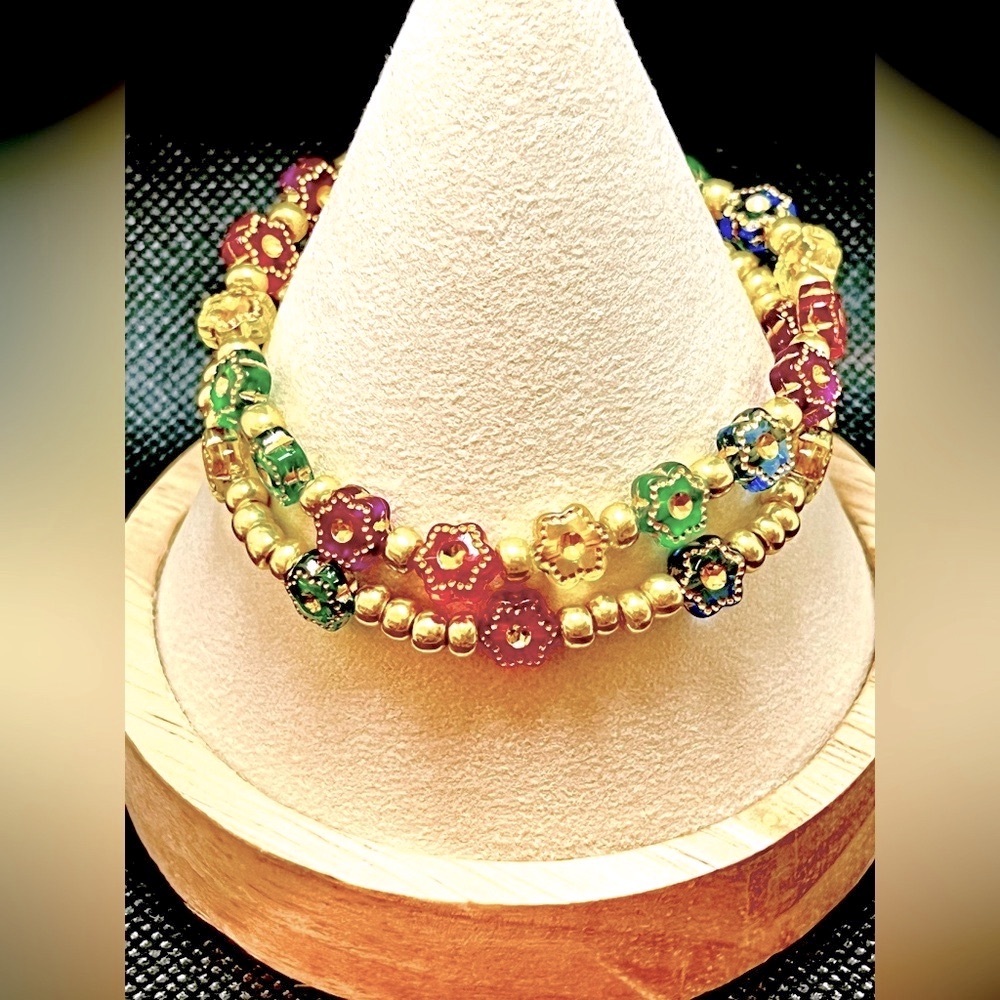 Gold Rudruksha Bracelet Set of 2 Rainbow Flower & Gold Bead Stretch Boutique NWT